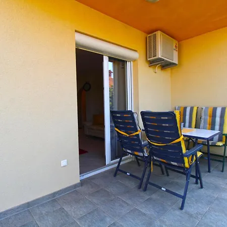 Διαμέρισμα Radica 2357 *