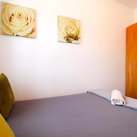 Διαμέρισμα Radica 2357 Πούλα