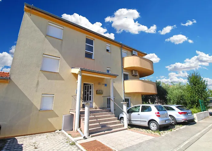 Διαμέρισμα Radica 2357 *