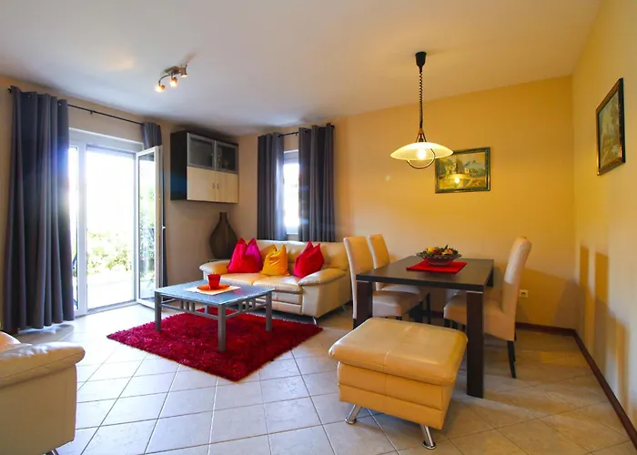 Radica 2357 Apartamento Pula