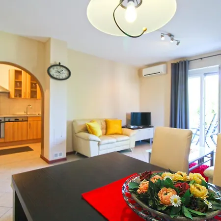 Apartment Radica 2357 Pula